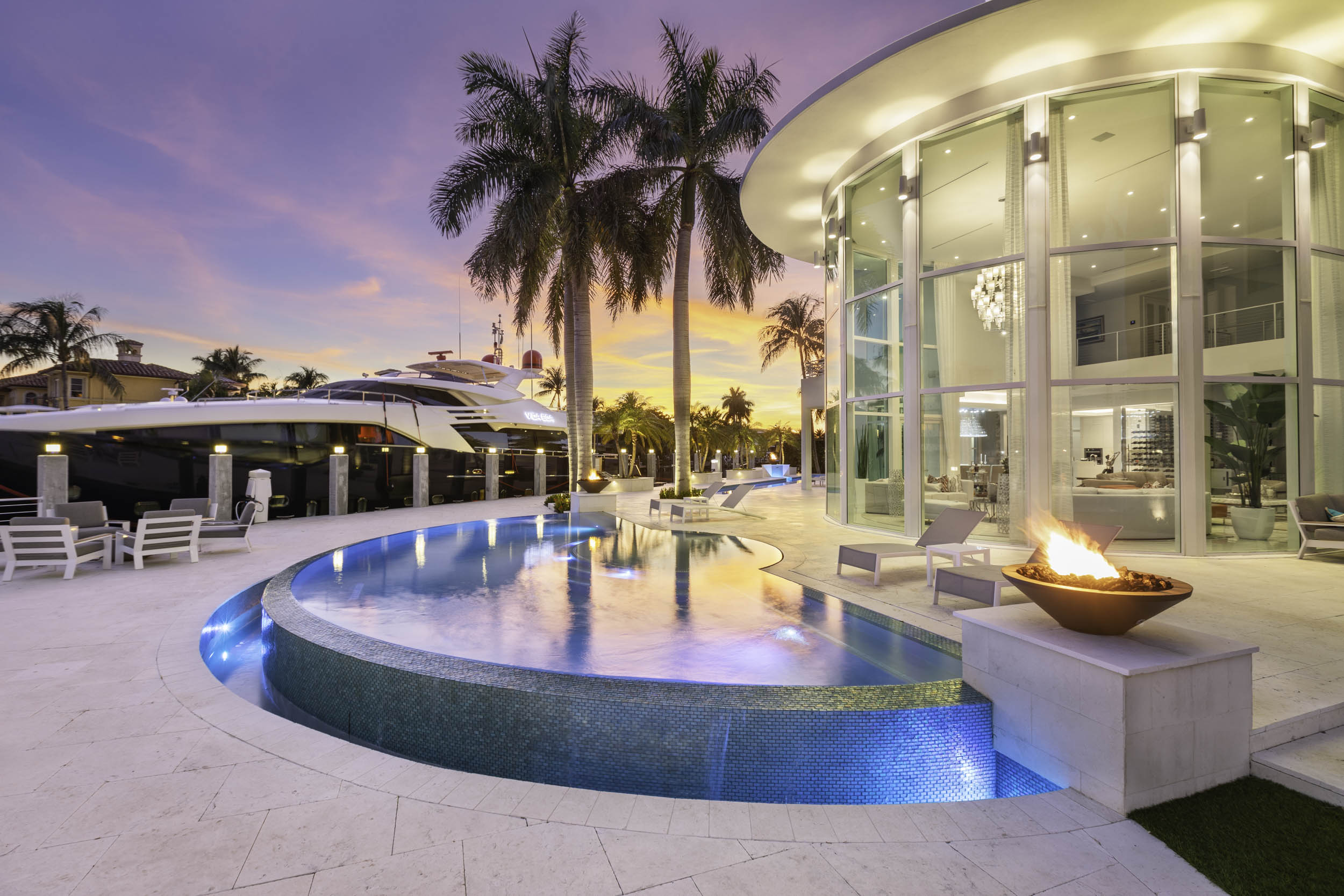 luxury rounded infinity pool