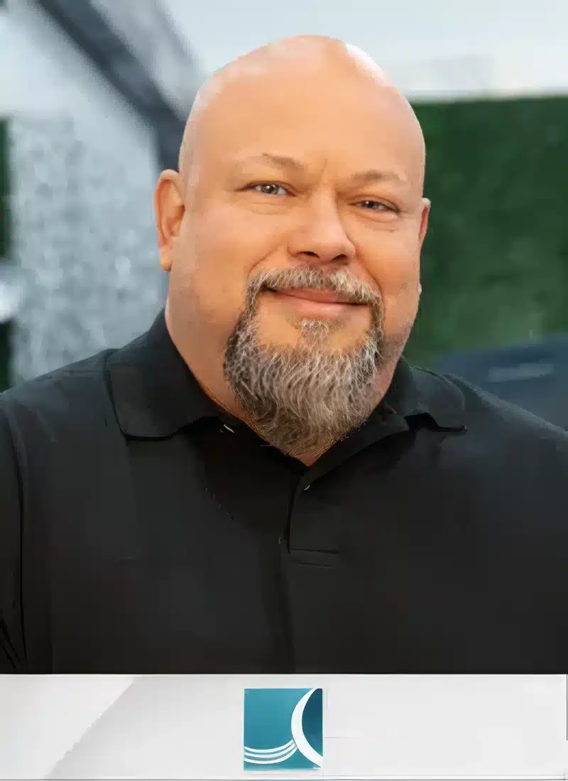 denis-cavalcantipng-topaz - Van Kirk & Sons Pools & Spas Denis Cavalcanti