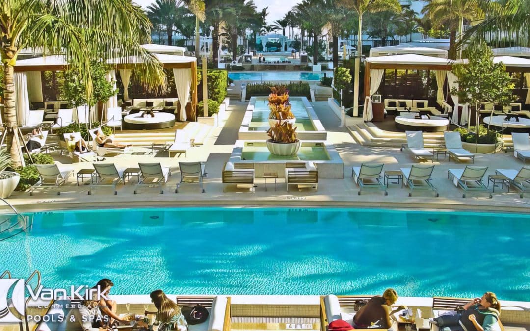Swimming Pools, Fountains and Spas at Fontainebleau in Miami Beach