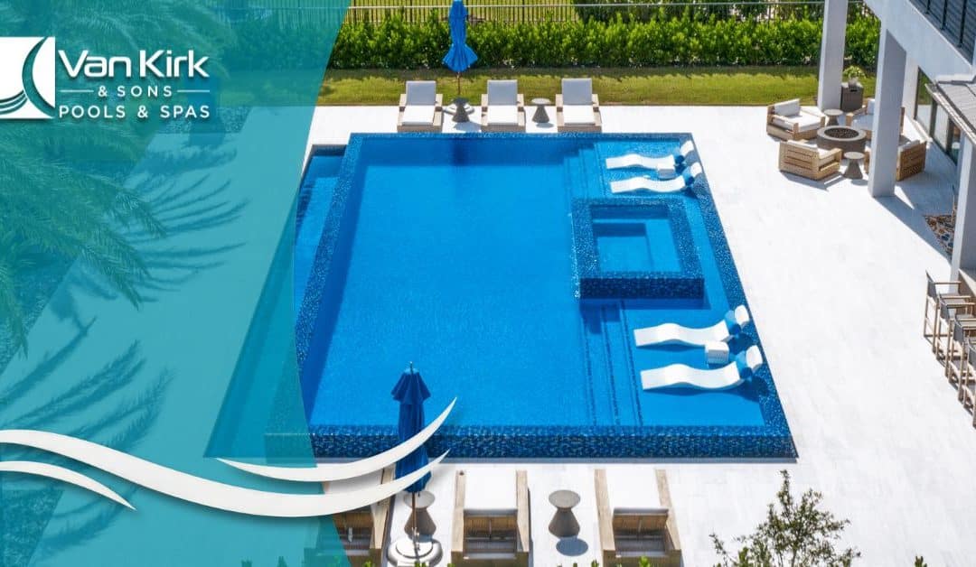 Discover Luxury with a Negative Edge Pool Design